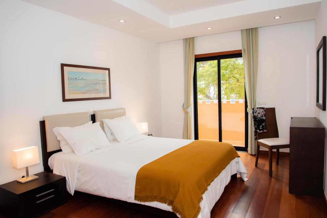 Apartment Stunning 2 Bedroom 500m To
